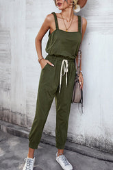 Mono de punto con cordones y camiseta interior